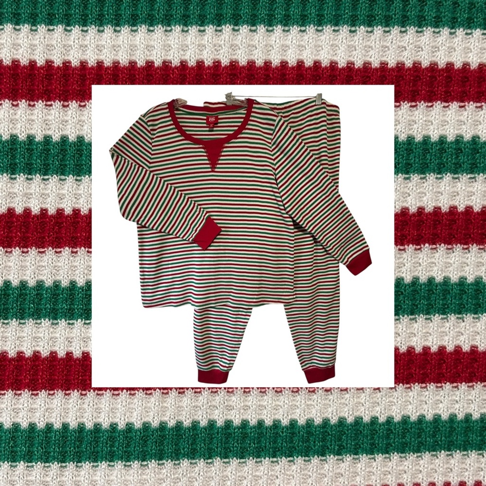 Family PJs Xmas thermal striped white green red long sleeve ribbed cuffs XL NWOT